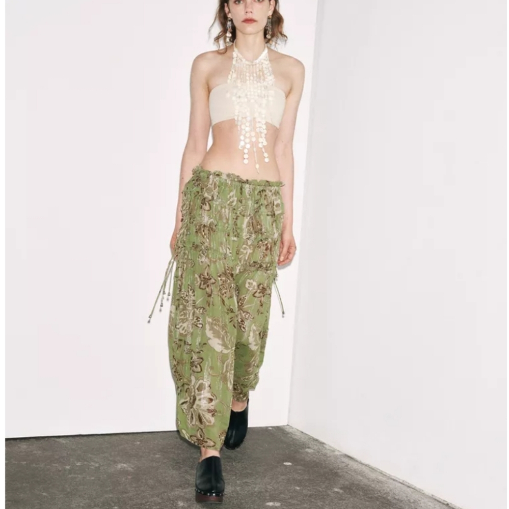 Zara Foral Green Midi Skirt - Picture 2 of 7